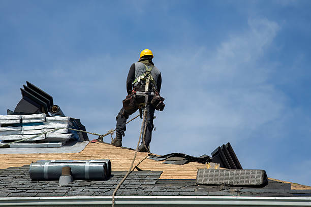 Professional Gutter Installation technician working in Bearsville, NY